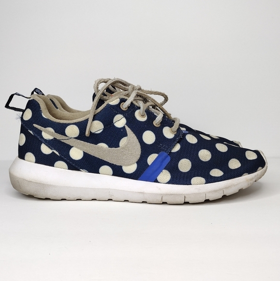 Nike NYC USA Polka Dot Sneakers - Picture 3 of 11